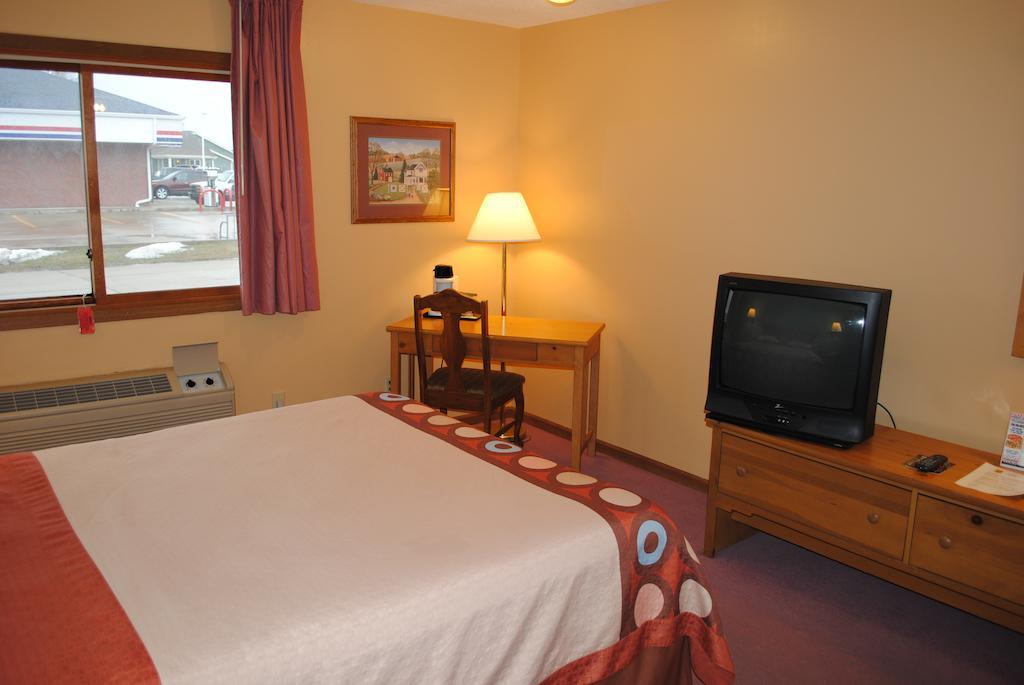Super 8 By Wyndham Shipshewana Hotel Cameră foto